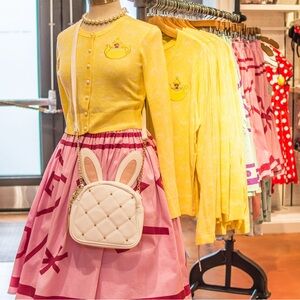 Disney Dress Shop pink Alice in Wonderland Mad Teacup Skirt with pockets